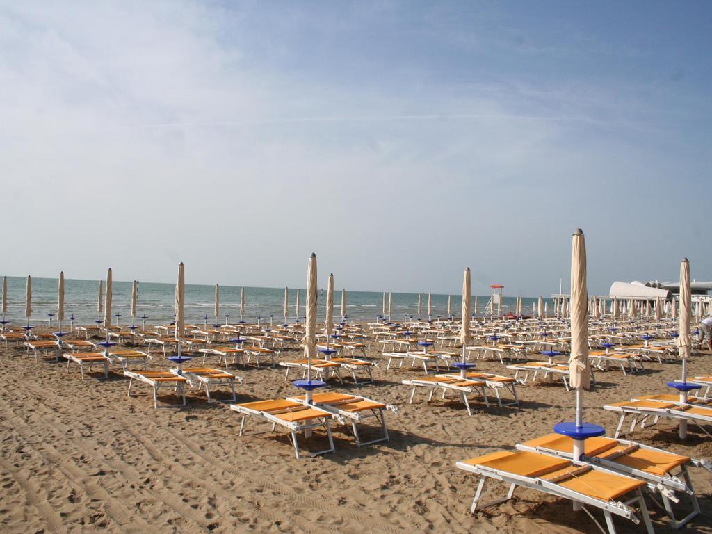 Ferienwohnung Patrizia Lignano Sabbiadoro Exterior foto